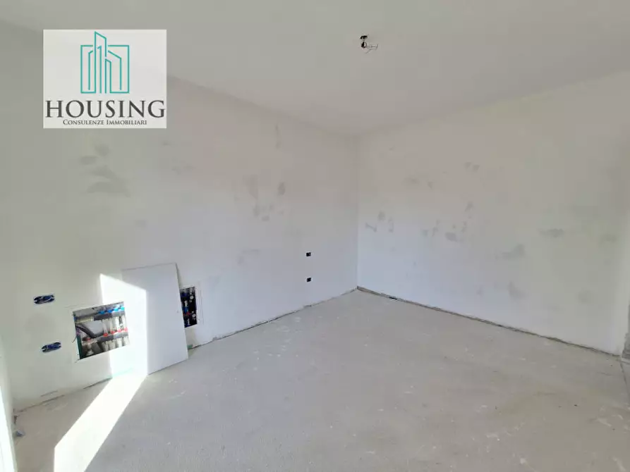 Immagine 30 di Attico in vendita  in via petrarca a Abano Terme