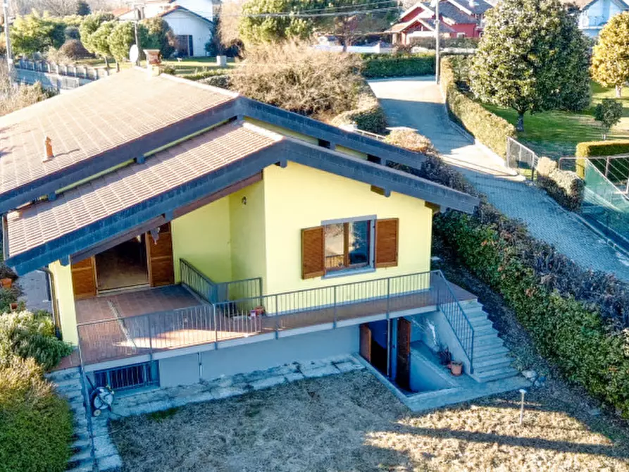 Immagine 3 di Casa indipendente in vendita  in via monte rosa. 5 a Agrate Conturbia