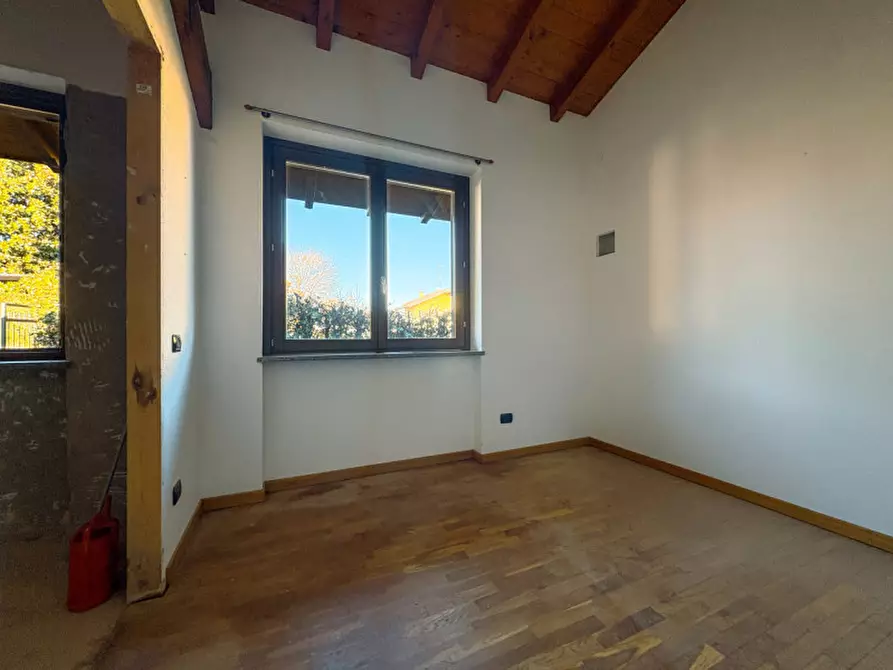 Immagine 25 di Casa indipendente in vendita  in via monte rosa. 5 a Agrate Conturbia