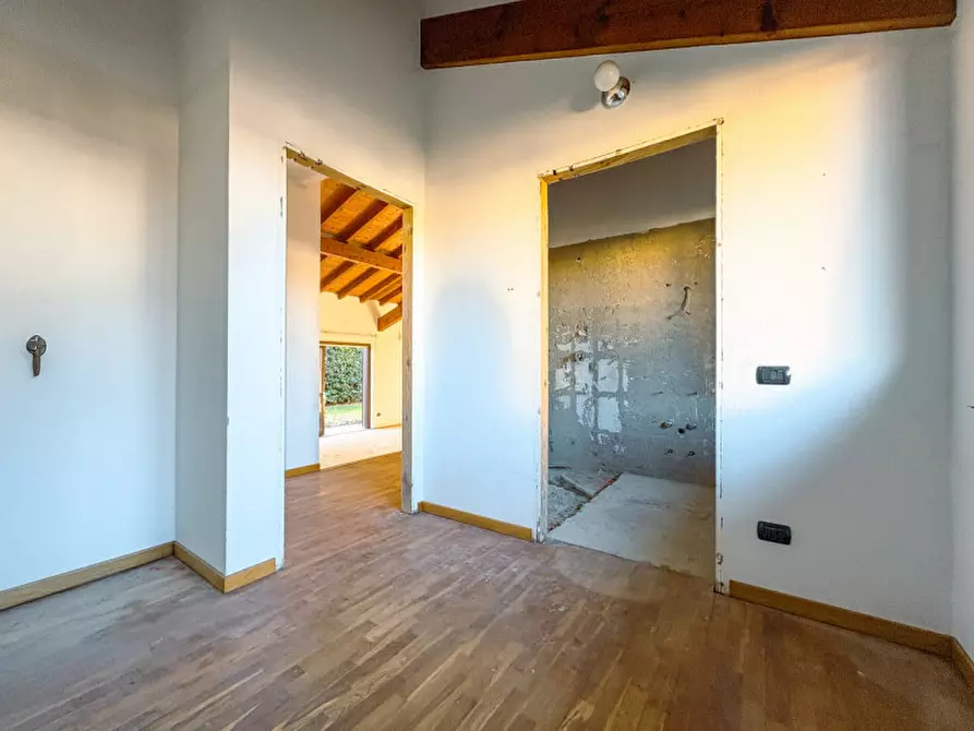 Immagine 26 di Casa indipendente in vendita  in via monte rosa. 5 a Agrate Conturbia