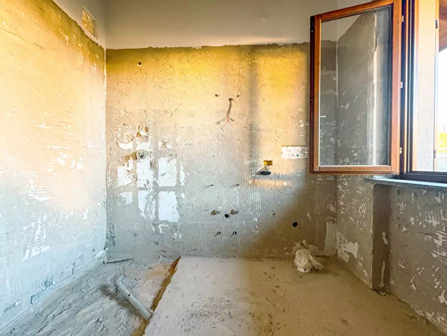 Immagine 28 di Casa indipendente in vendita  in via monte rosa. 5 a Agrate Conturbia