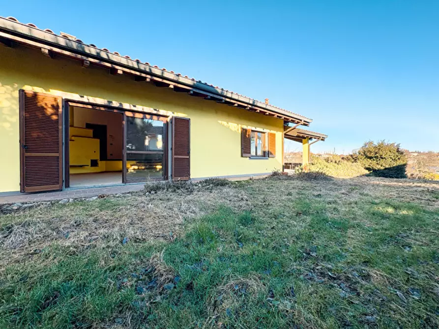 Immagine 33 di Casa indipendente in vendita  in via monte rosa. 5 a Agrate Conturbia