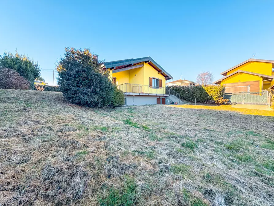 Immagine 35 di Casa indipendente in vendita  in via monte rosa. 5 a Agrate Conturbia
