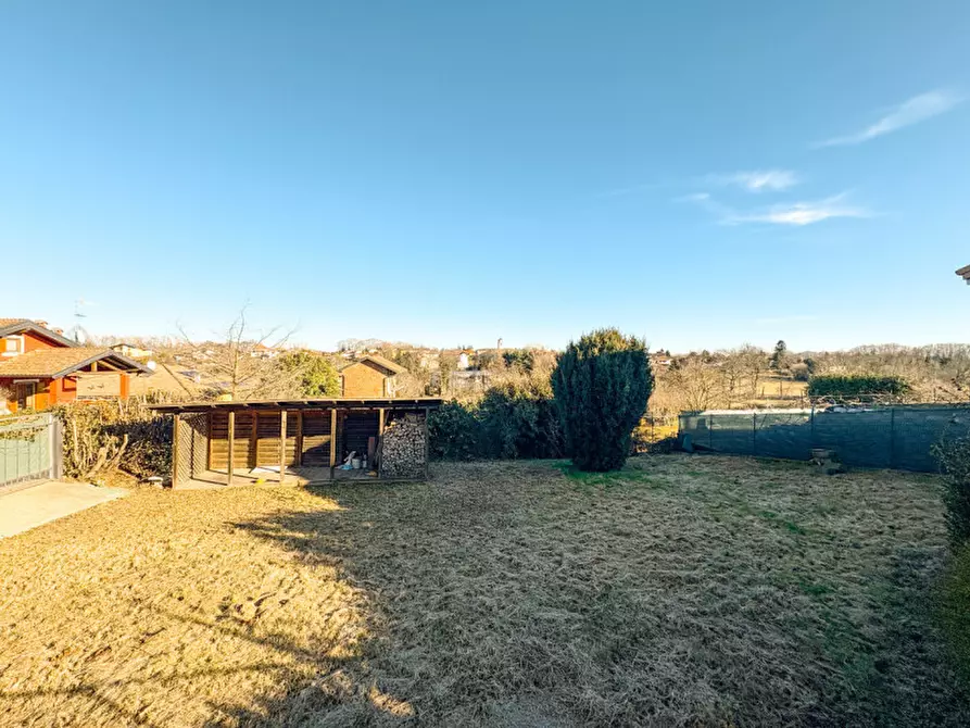 Immagine 39 di Casa indipendente in vendita  in via monte rosa. 5 a Agrate Conturbia