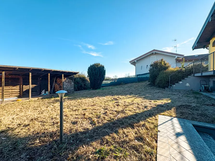 Immagine 41 di Casa indipendente in vendita  in via monte rosa. 5 a Agrate Conturbia