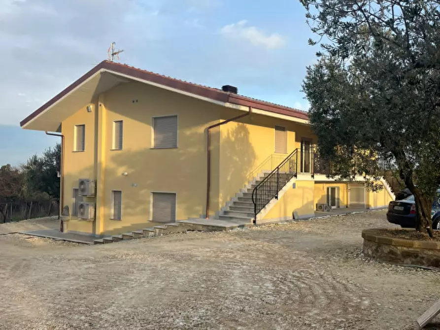 Immagine 1 di Appartamento in affitto  in Arielli a Arielli