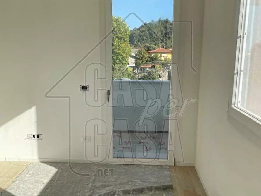 Immagine 13 di Casa bifamiliare in vendita  in Via S. Freud a Montegrotto Terme