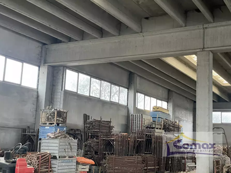 Immagine 3 di Capannone industriale in vendita  in Via Albettoniera a Rovolon