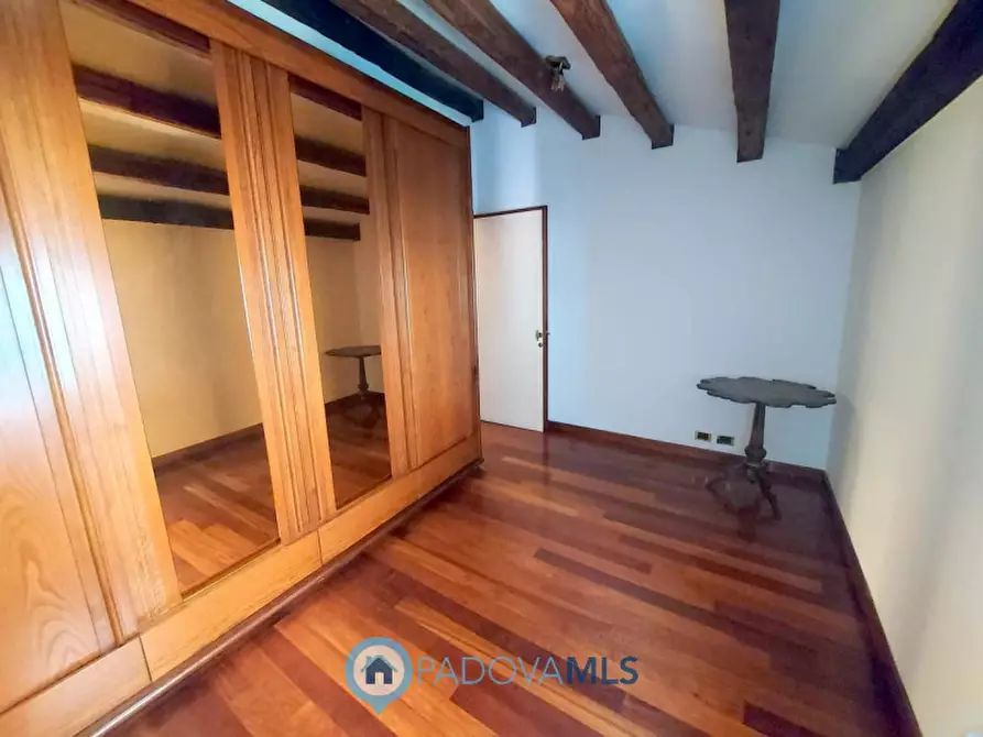 Immagine 13 di Palazzo in vendita  in VIA SAVONAROLA a Padova