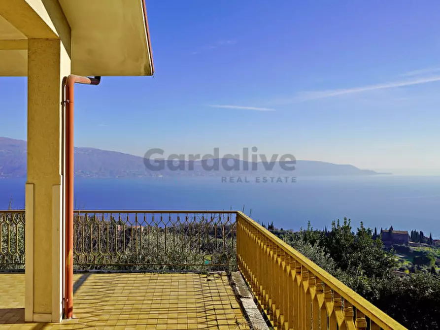 Immagine 1 di Villa in vendita  in Loc. Scarpera SNC a Toscolano-Maderno