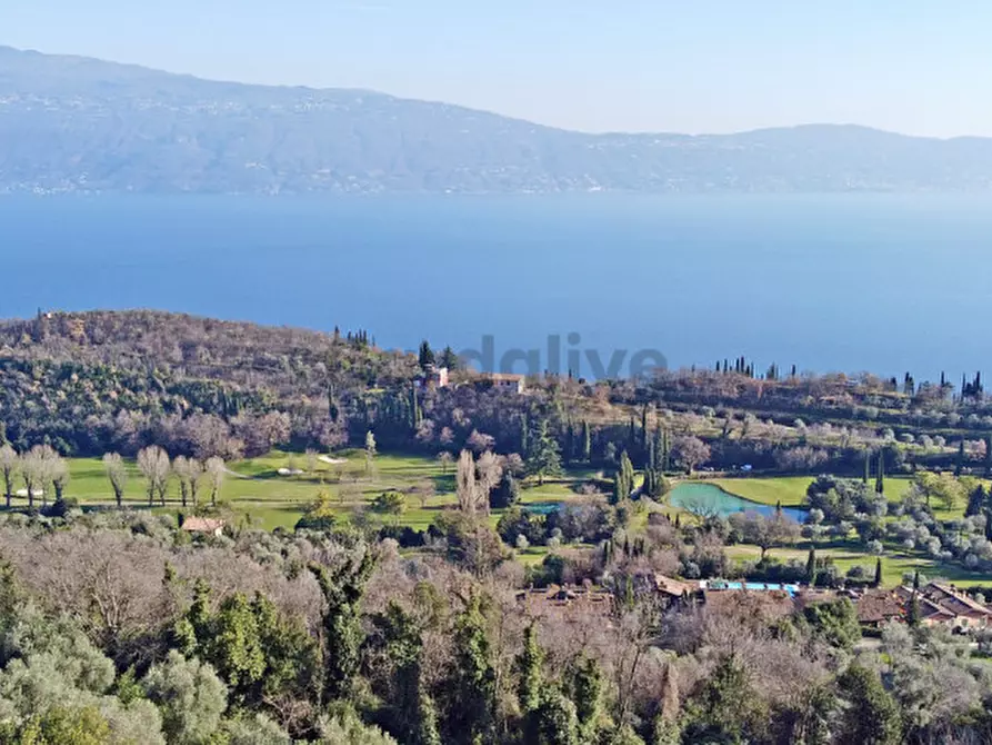 Immagine 4 di Villa in vendita  in Loc. Scarpera SNC a Toscolano-Maderno