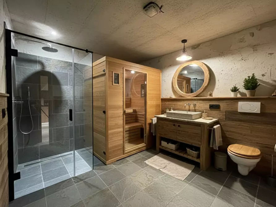 Immagine 1 di Rustico / casale in vendita  in Via San Leonardo a Comelico Superiore