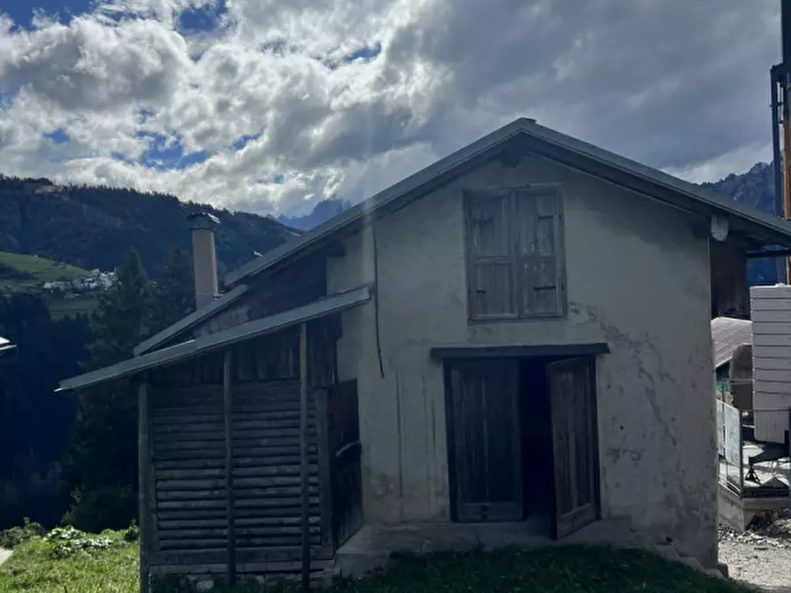 Immagine 8 di Rustico / casale in vendita  in Via San Leonardo a Comelico Superiore