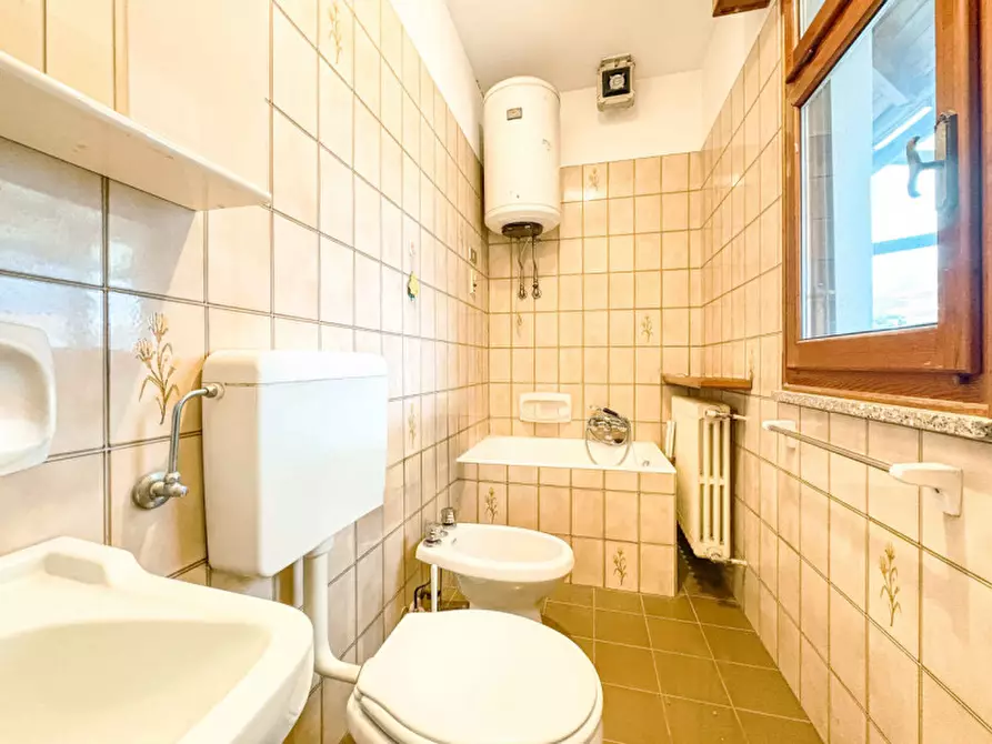 Immagine 13 di Capannone industriale in vendita  in via roccolo 7/9 a San Maurizio D'opaglio