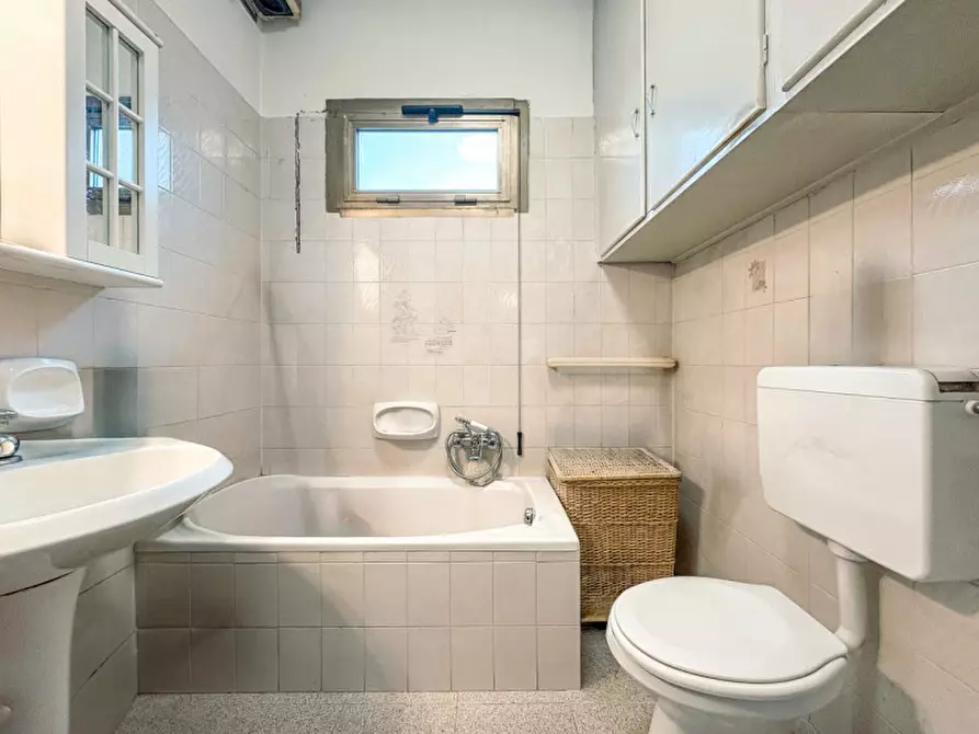 Immagine 14 di Capannone industriale in vendita  in via roccolo 7/9 a San Maurizio D'opaglio