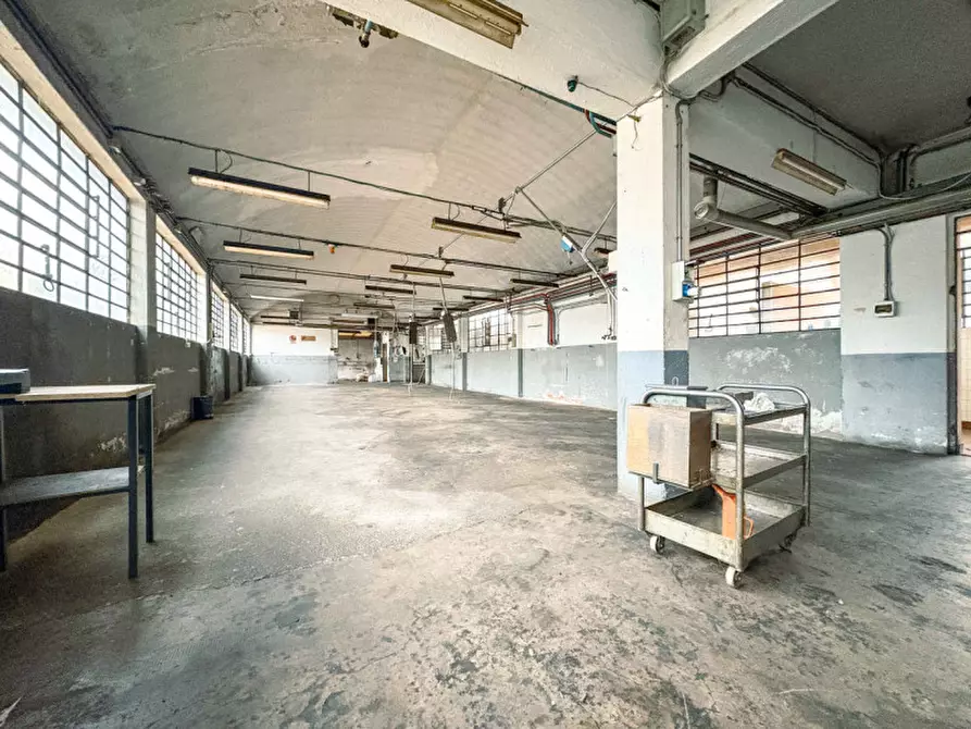 Immagine 21 di Capannone industriale in vendita  in via roccolo 7/9 a San Maurizio D'opaglio