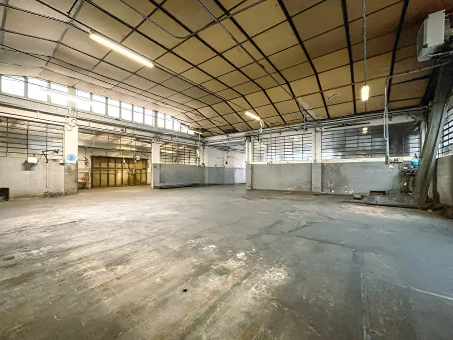 Immagine 23 di Capannone industriale in vendita  in via roccolo 7/9 a San Maurizio D'opaglio