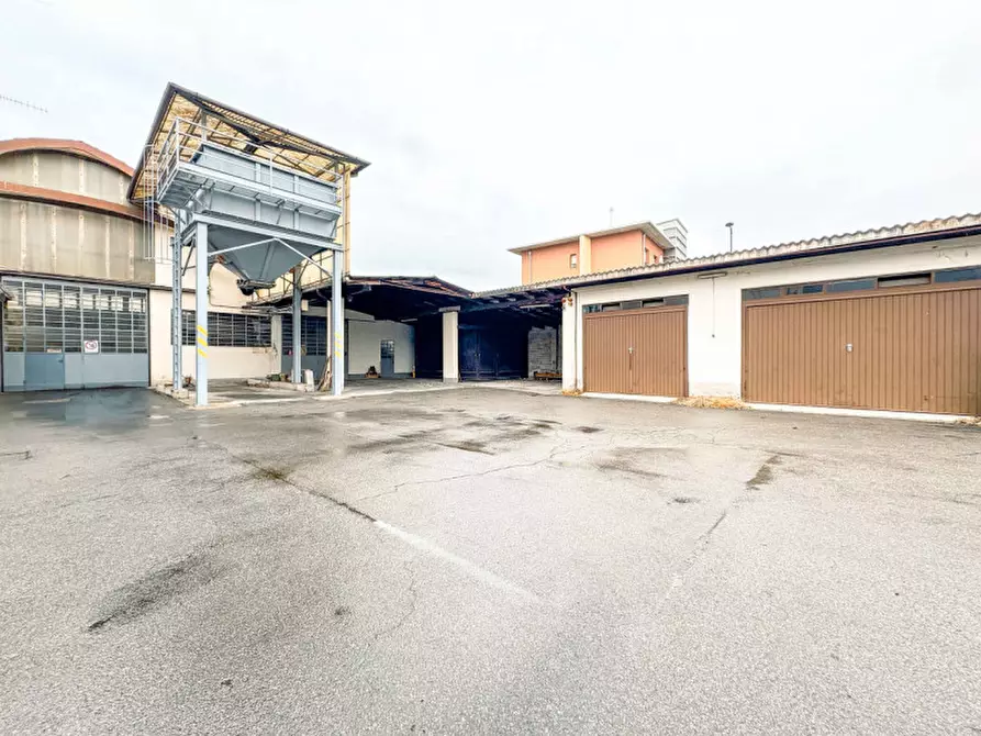 Immagine 33 di Capannone industriale in vendita  in via roccolo 7/9 a San Maurizio D'opaglio