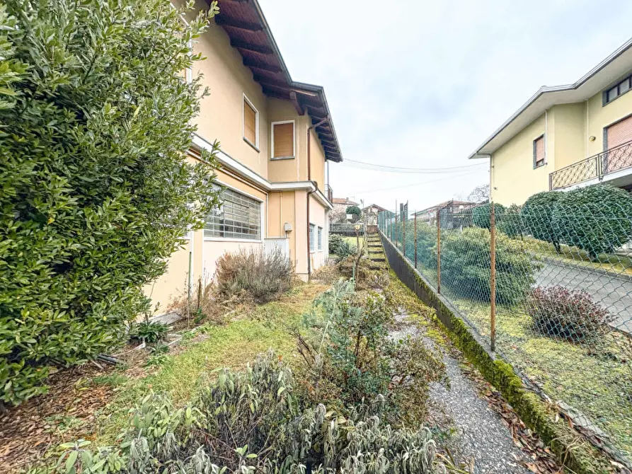 Immagine 38 di Capannone industriale in vendita  in via roccolo 7/9 a San Maurizio D'opaglio