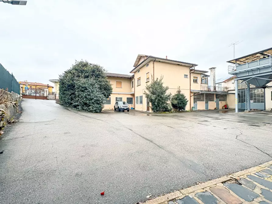 Immagine 39 di Capannone industriale in vendita  in via roccolo 7/9 a San Maurizio D'opaglio