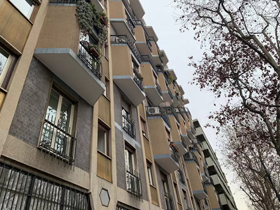 Immagine 2 di Appartamento in vendita  in via Valtellina 20 Milano a Milano
