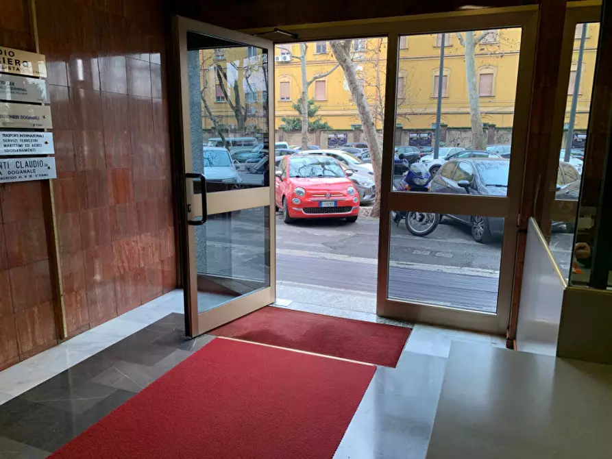 Immagine 4 di Appartamento in vendita  in via Valtellina 20 Milano a Milano