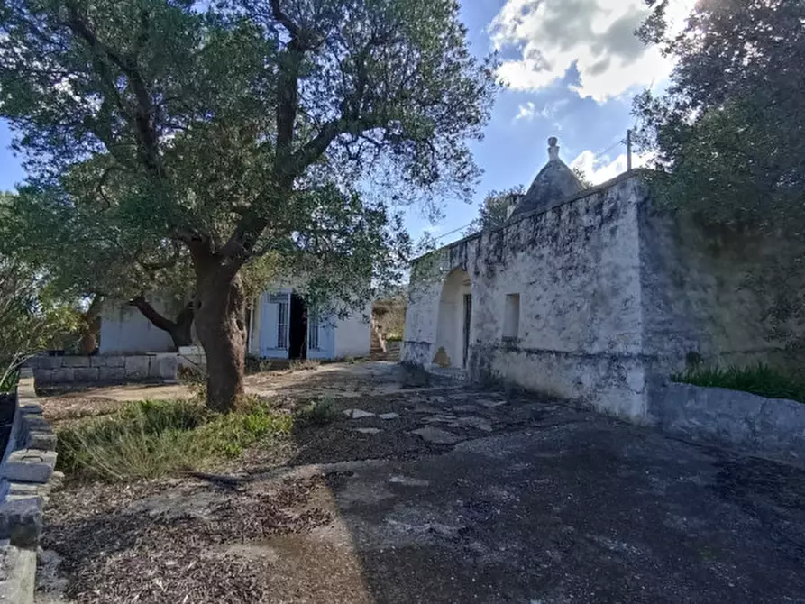 Immagine 21 di Rustico / casale in vendita  in AMUJA a Fasano