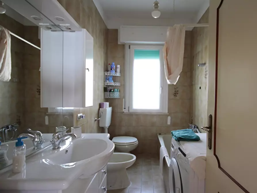 Immagine 15 di Casa bifamiliare in vendita  in viale Campania 10 a Riccione