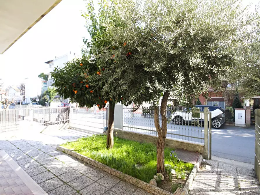 Immagine 29 di Casa bifamiliare in vendita  in viale Campania 10 a Riccione