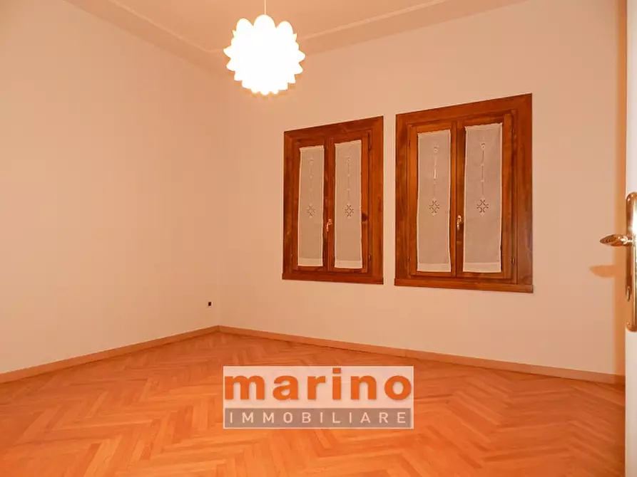 Immagine 5 di Appartamento in vendita  in Via IV Novembre a Padova