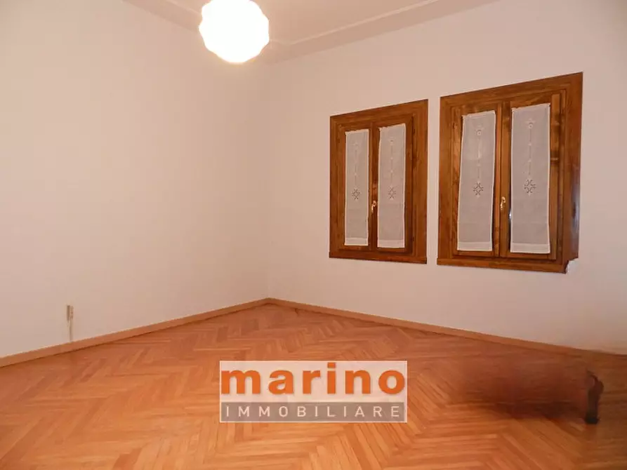 Immagine 8 di Appartamento in vendita  in Via IV Novembre a Padova