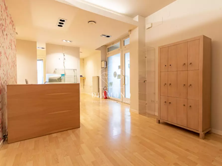 Immagine 7 di Ufficio in vendita  in Via Roma a Fonte