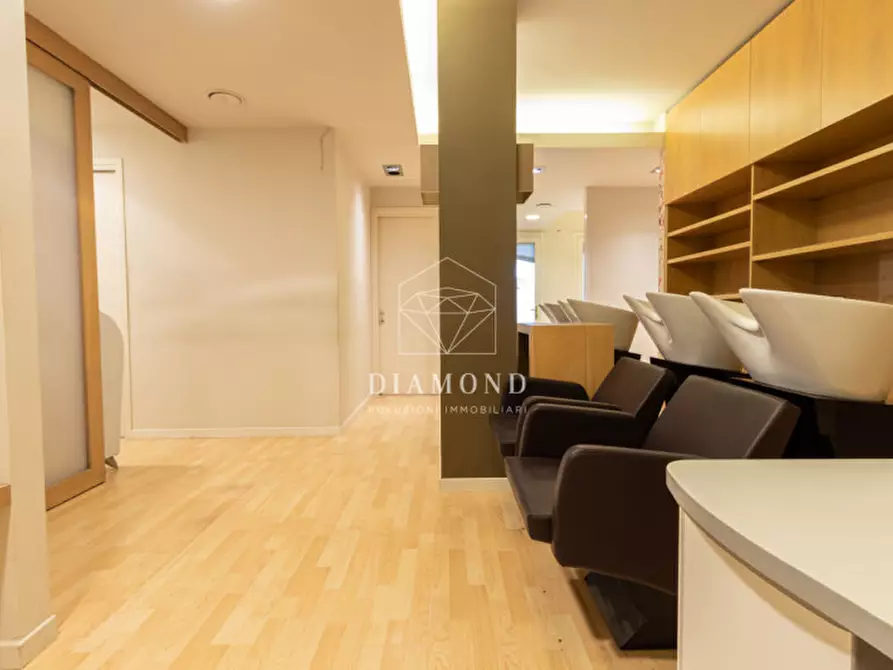 Immagine 18 di Ufficio in vendita  in Via Roma a Fonte