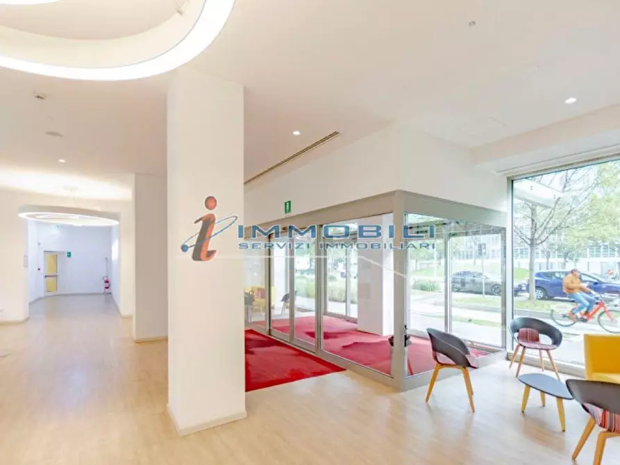 Immagine 9 di Ufficio in affitto  in VIA GIOIA MELCHIORRE a Milano
