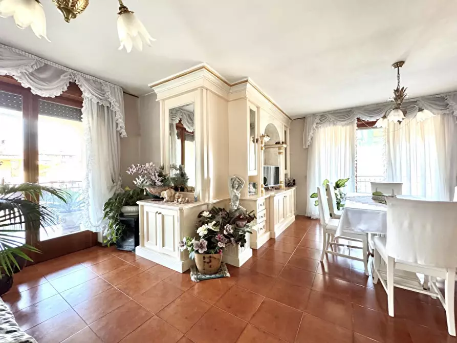 Immagine 3 di Casa bifamiliare in vendita  in via Marconi a Colceresa