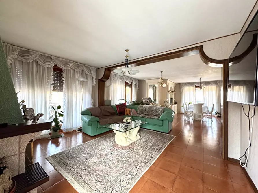 Immagine 6 di Casa bifamiliare in vendita  in via Marconi a Colceresa