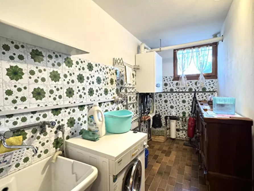 Immagine 26 di Casa bifamiliare in vendita  in via Marconi a Colceresa