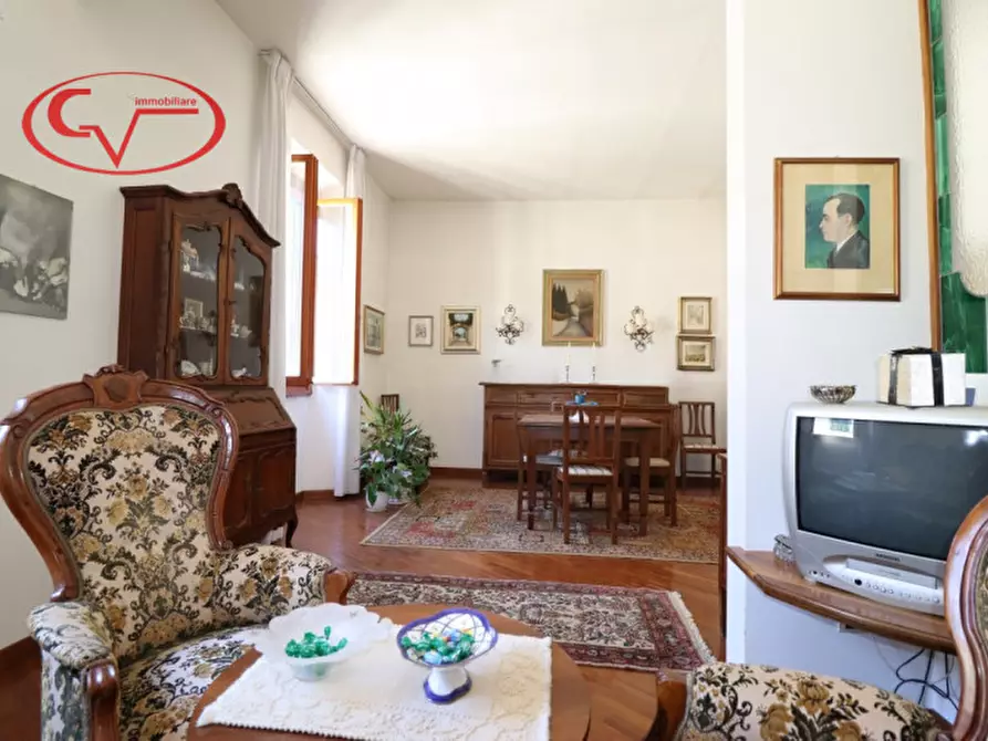 Immagine 3 di Appartamento in vendita  in via trento a Montevarchi