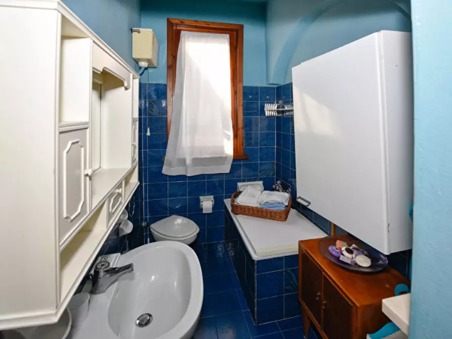 Immagine 33 di Casa indipendente in vendita  in Via Bucci a Parma