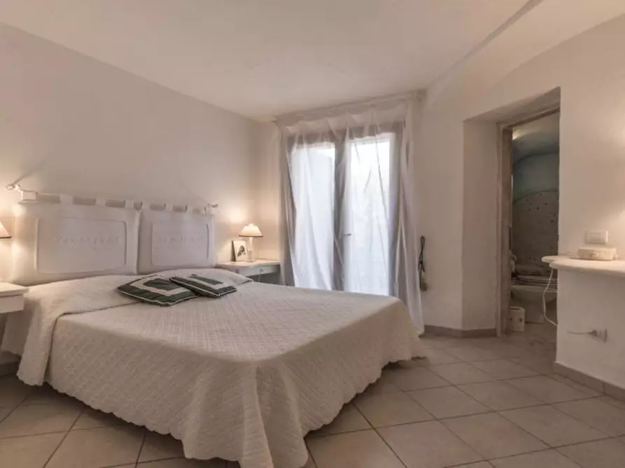 Immagine 30 di Villa in vendita  in via della Pantogia a Arzachena