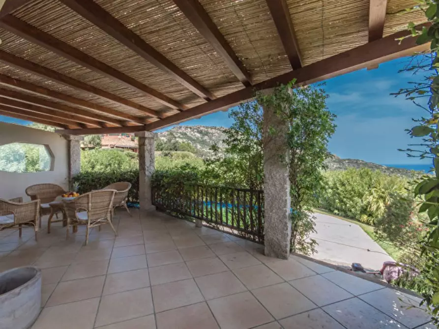 Immagine 31 di Villa in vendita  in via della Pantogia a Arzachena