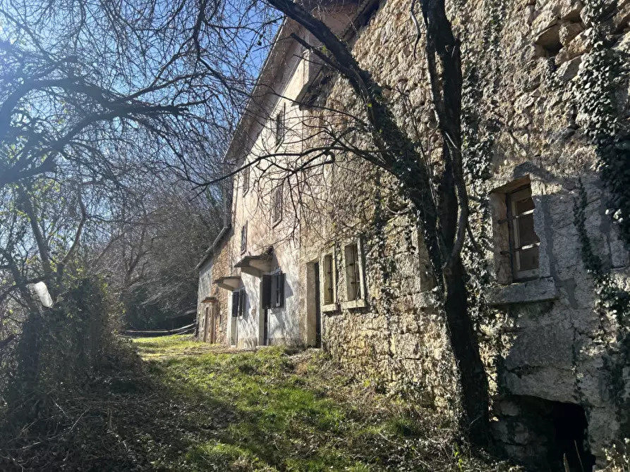 Immagine 4 di Rustico / casale in vendita  in via case nuove a Bosco Chiesanuova