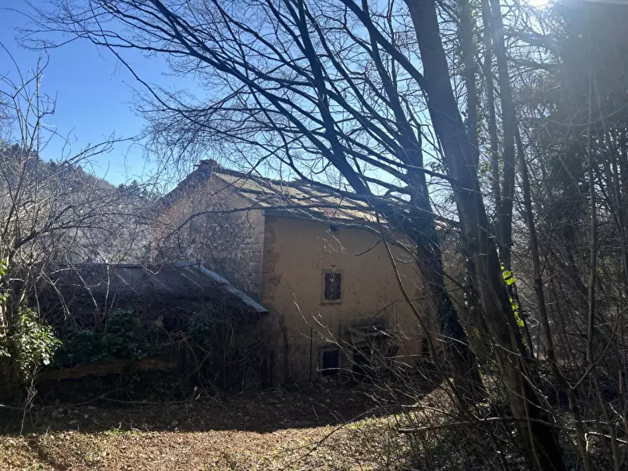 Immagine 12 di Rustico / casale in vendita  in via case nuove a Bosco Chiesanuova