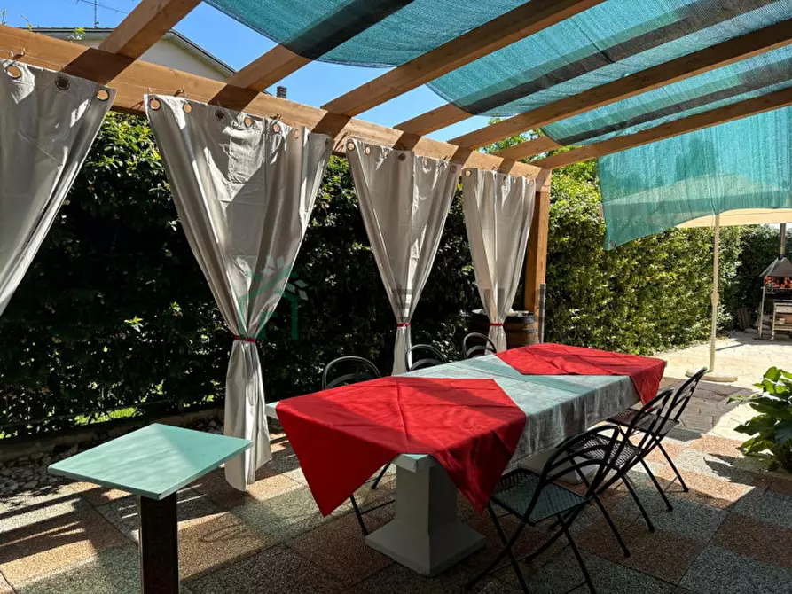 Immagine 1 di Appartamento in vendita  in Via Don Pio Leonardi a Caldiero