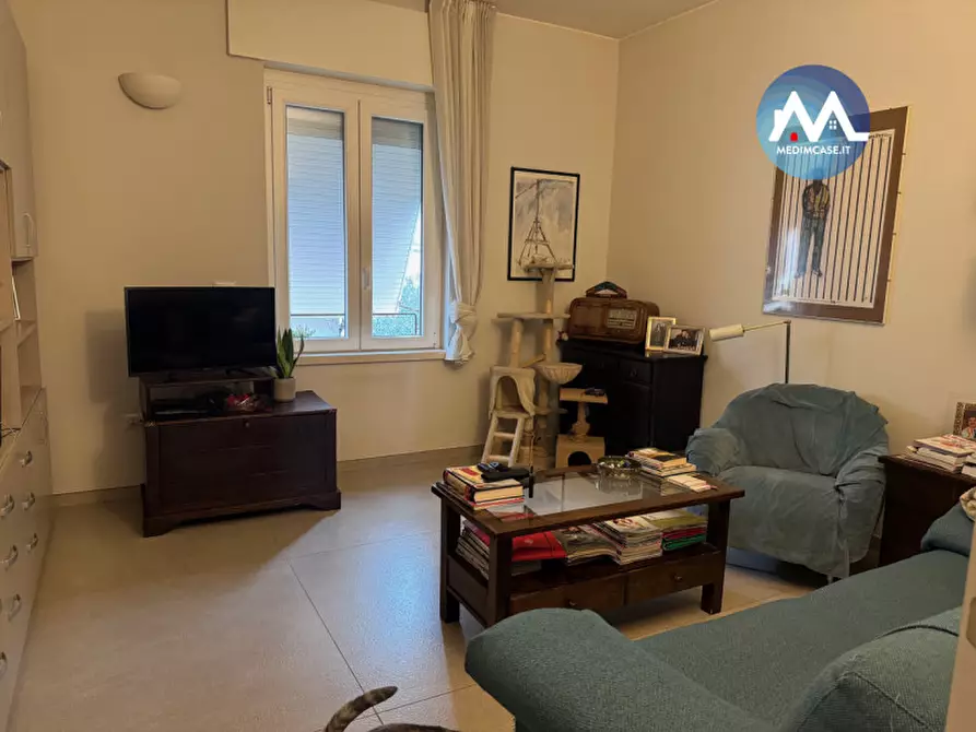 Immagine 3 di Casa bifamiliare in vendita  in via gramsci a Vallefoglia