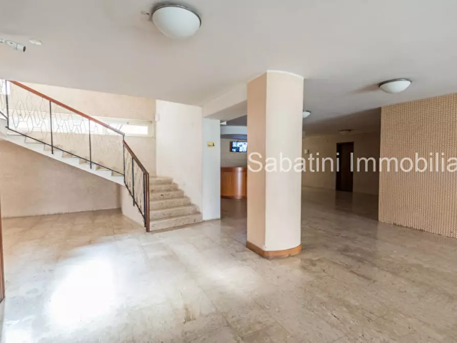 Immagine 7 di Appartamento in vendita  in Viale Regina Margherita, 59 a Pescara