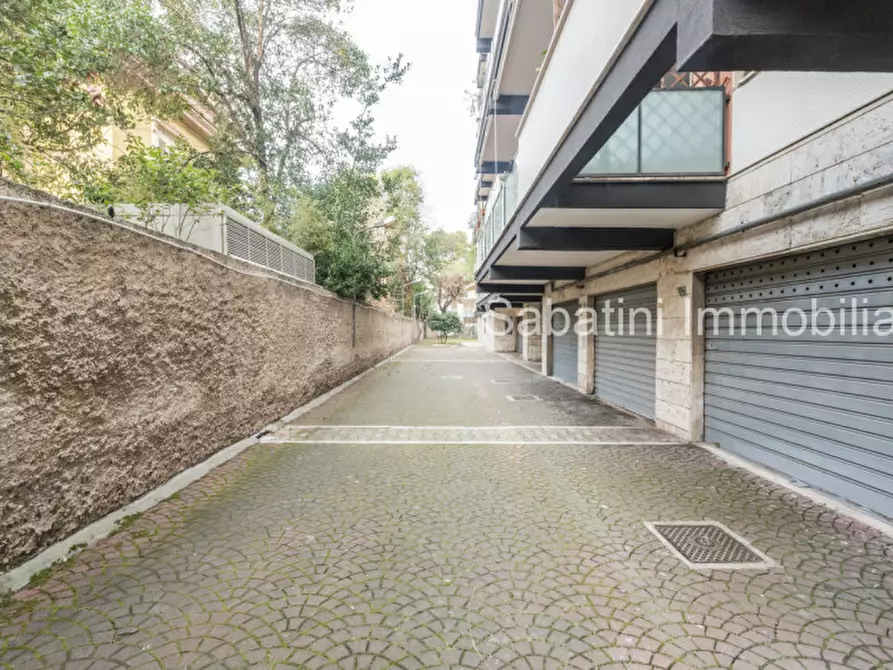 Immagine 41 di Appartamento in vendita  in Viale Regina Margherita, 59 a Pescara