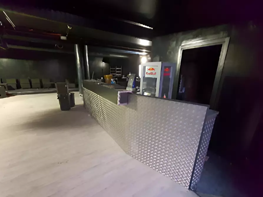 Immagine 10 di Attività commerciale in vendita  in Via Dalmine, 10 a Curno