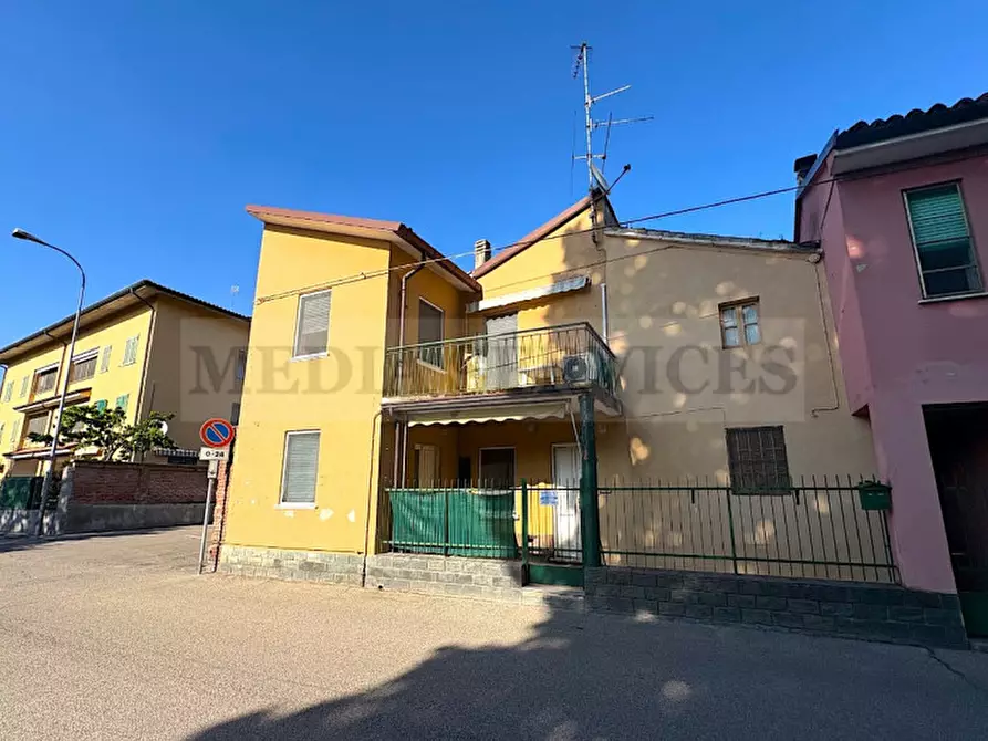 Immagine 2 di Villetta a schiera in vendita  in via Erbognetta n° 120 a Sannazzaro De' Burgondi