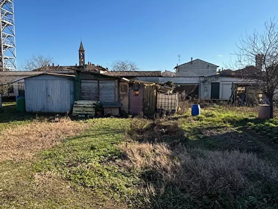 Immagine 21 di Villetta a schiera in vendita  in Via Erbognetta 120 a Sannazzaro De' Burgondi